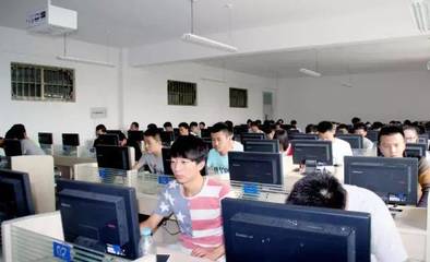 蘭州外語職業(yè)學(xué)院高職單招簡章 計(jì)算機(jī)軟硬件設(shè)備批發(fā)專業(yè)詳解